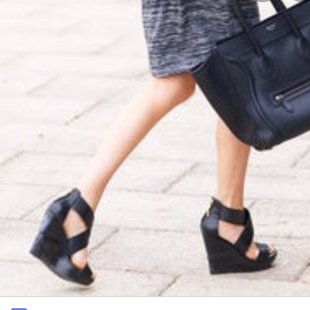 FRANCO SARTO | CROSS STRAP LEATHER WEDGE HEELS